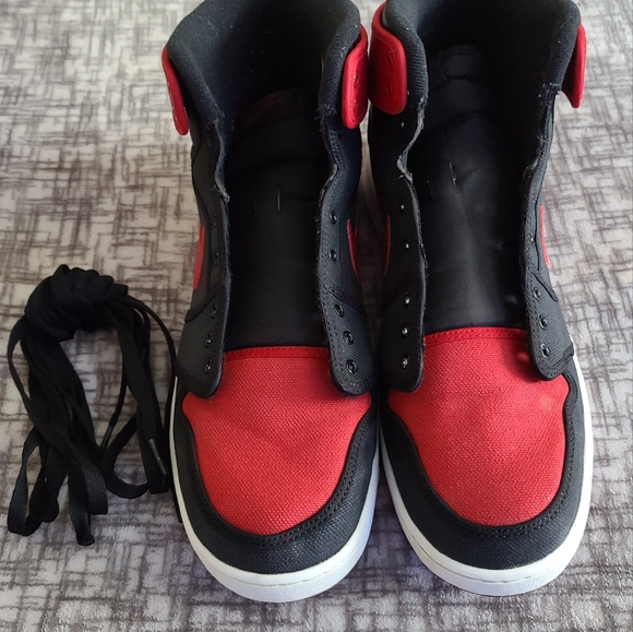 Air Jordan 1 Retro KO HI (AJKO) - Picture 3 of 8